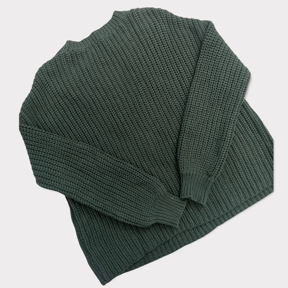 Women's Dark Green Soft Knit Chevron Pom Pom Sweater In Loom Size M/L - Picture 4 of 7